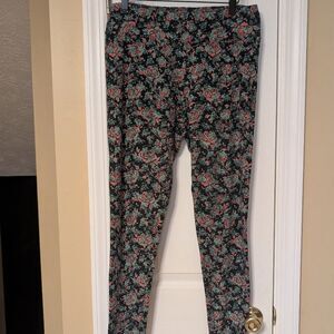 Rose Pattern LulaRoe Leggings Tall & Curvy
